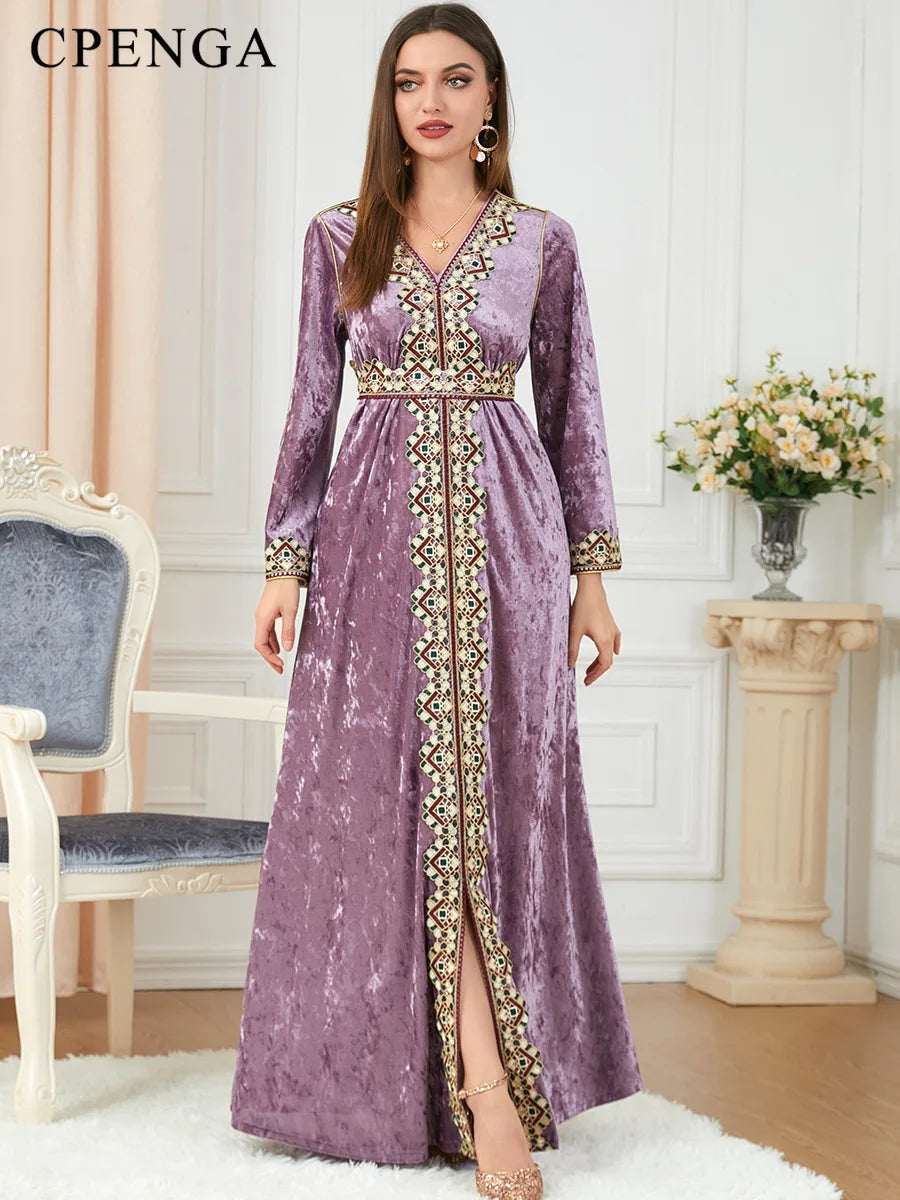 Embroidered Gown for Special Occasions, Muslim Arabic Wedding Dress fo chikimaroc Embroidered Gown for Special Occasions, Muslim Arabic Wedding Dress fo chikimaroc
